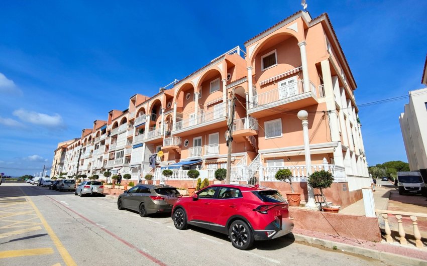 Revente - Apartment -
Torrevieja - La Mata