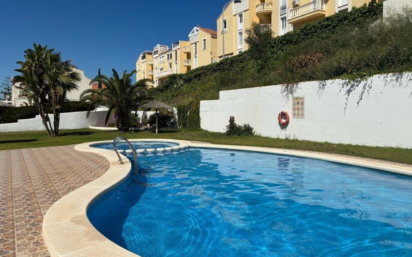 Revente - Apartment -
Torrevieja - La Mata
