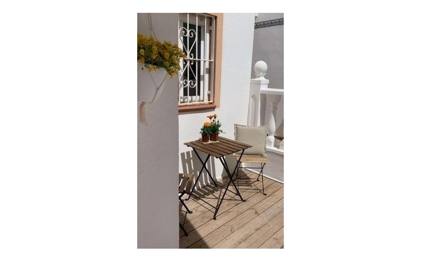 Revente - Apartment -
Torrevieja - La Mata