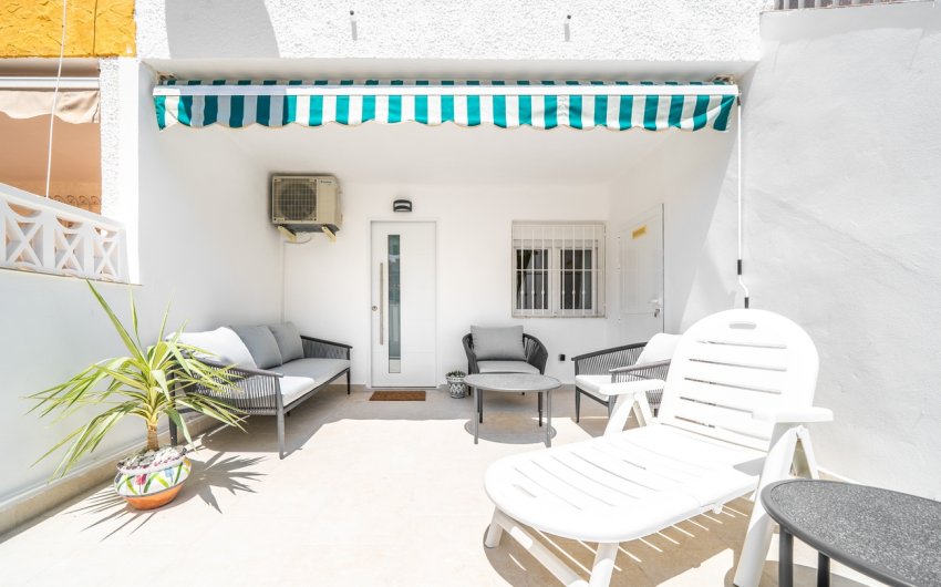 Revente - Apartment -
Torrevieja - La Veleta