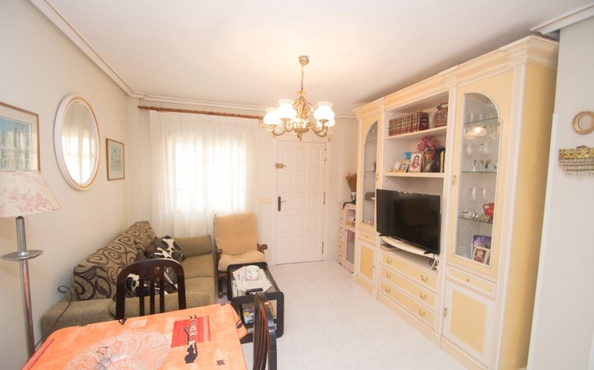 Revente - Apartment -
Torrevieja - La veleta