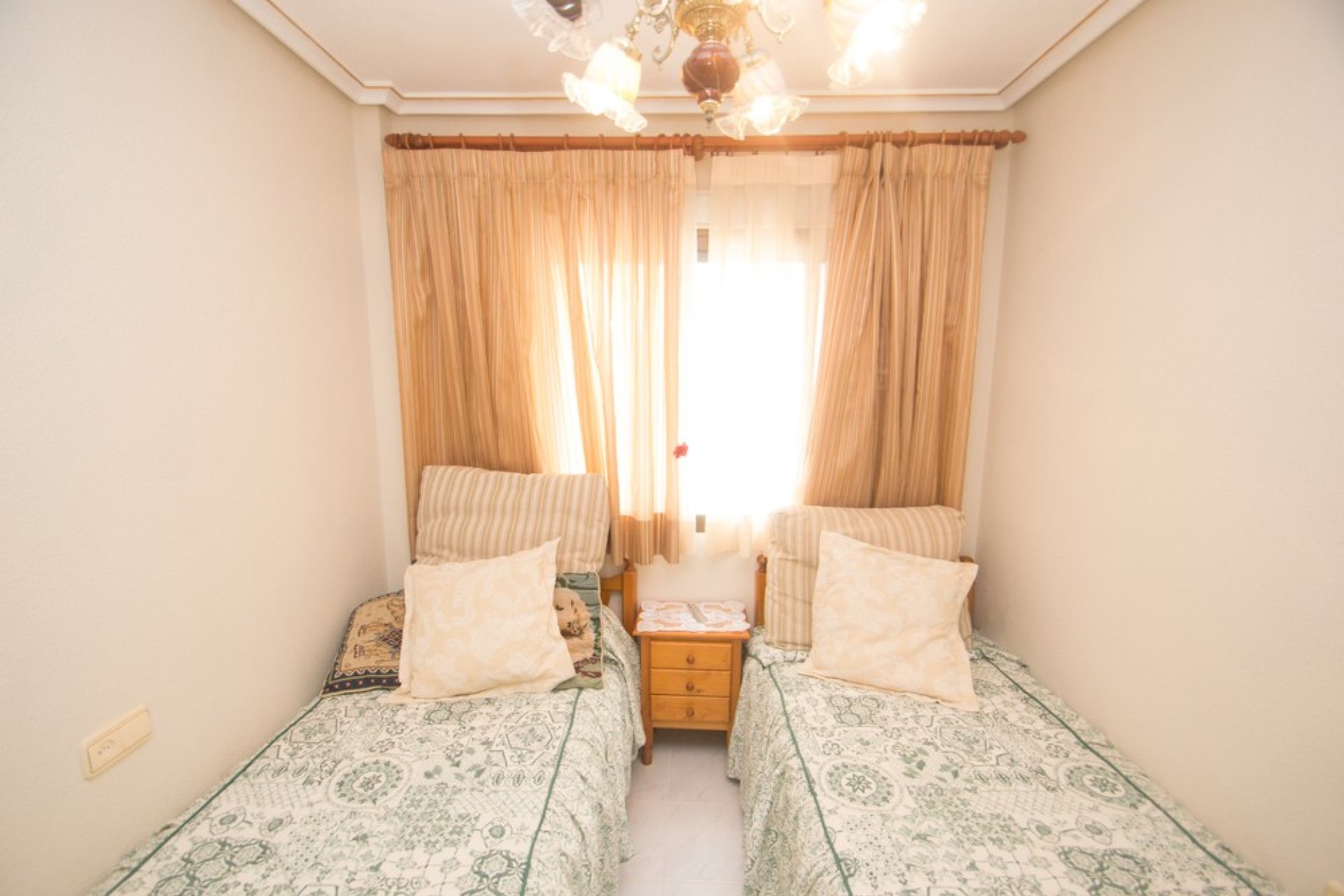 Revente - Apartment -
Torrevieja - La veleta