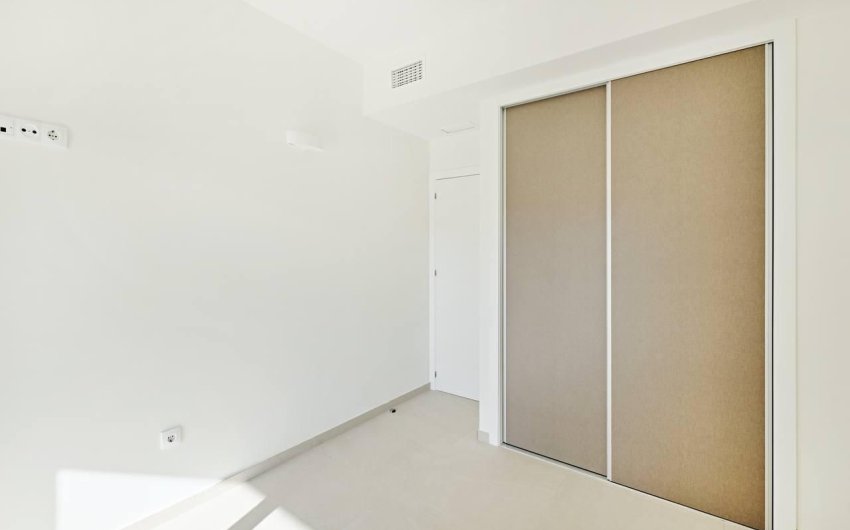 Revente - Apartment -
Torrevieja - La veleta