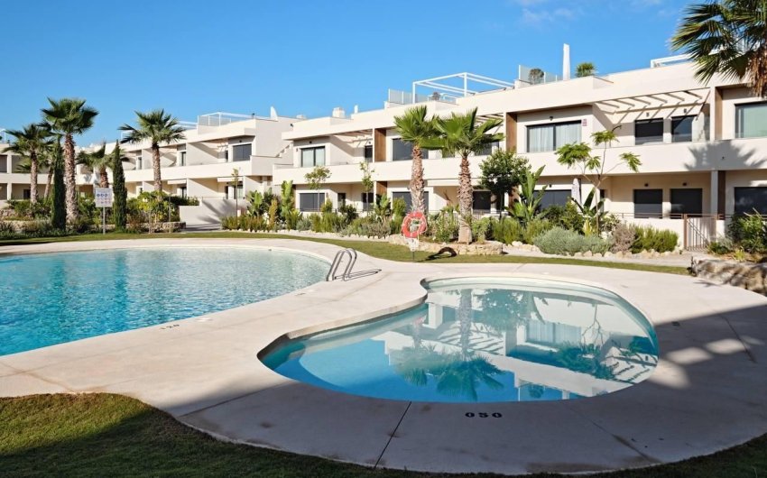 Revente - Apartment -
Torrevieja - La veleta