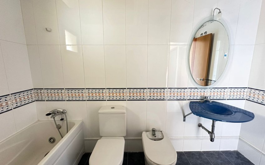 Revente - Apartment -
Torrevieja - La veleta