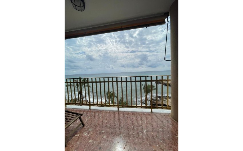 Revente - Apartment -
Torrevieja - Las Piscinas Naturales