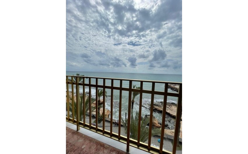 Revente - Apartment -
Torrevieja - Las Piscinas Naturales