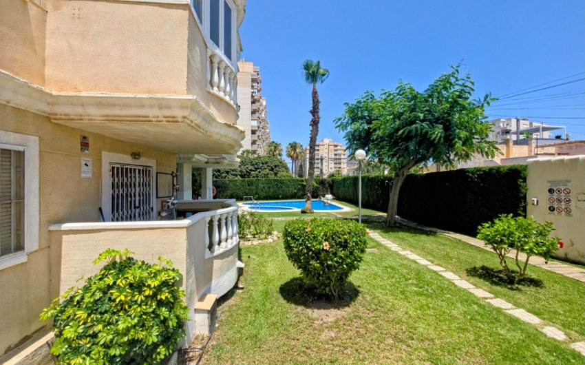 Revente - Apartment -
Torrevieja - Los Altos