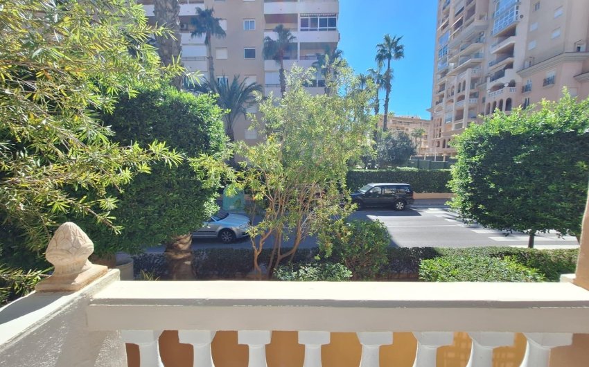 Revente - Apartment -
Torrevieja - Los Frutales