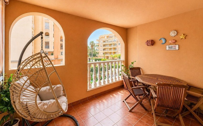 Revente - Apartment -
Torrevieja - Los Frutales
