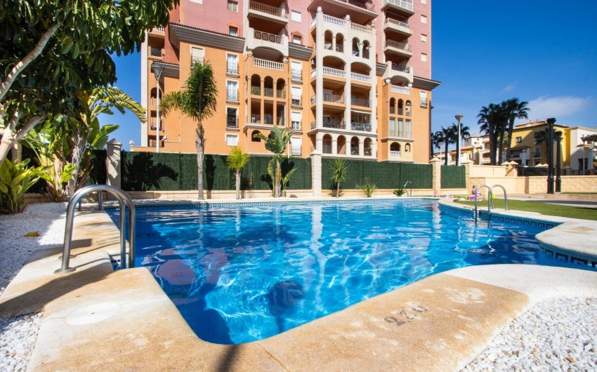 Revente - Apartment -
Torrevieja - Los Frutales