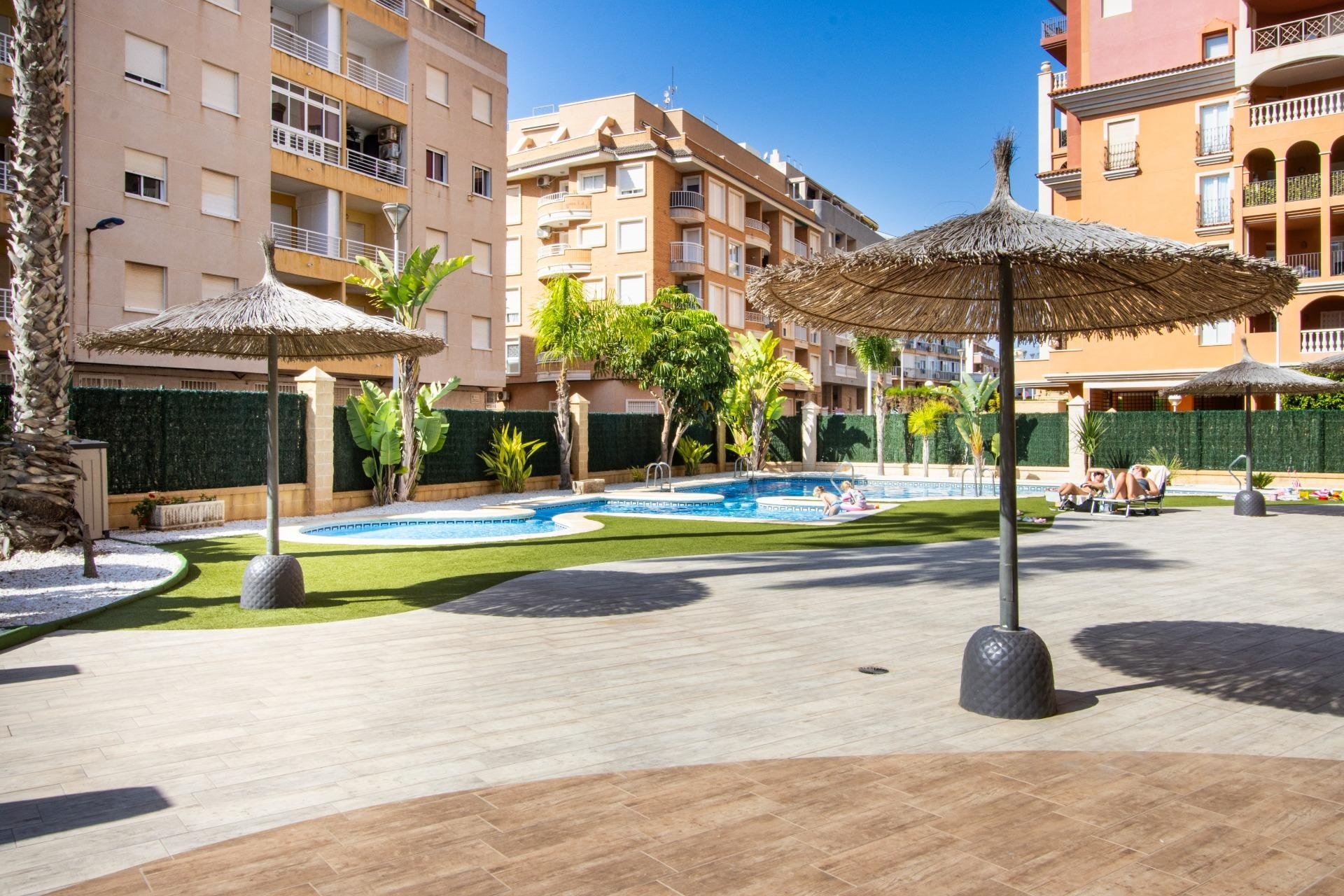 Revente - Apartment -
Torrevieja - Los Frutales