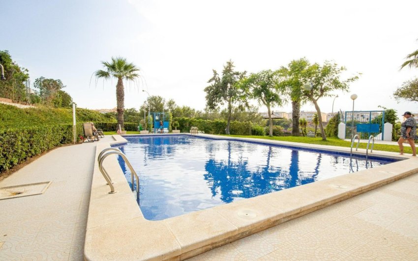 Revente - Apartment -
Torrevieja - Nueva Torrevieja