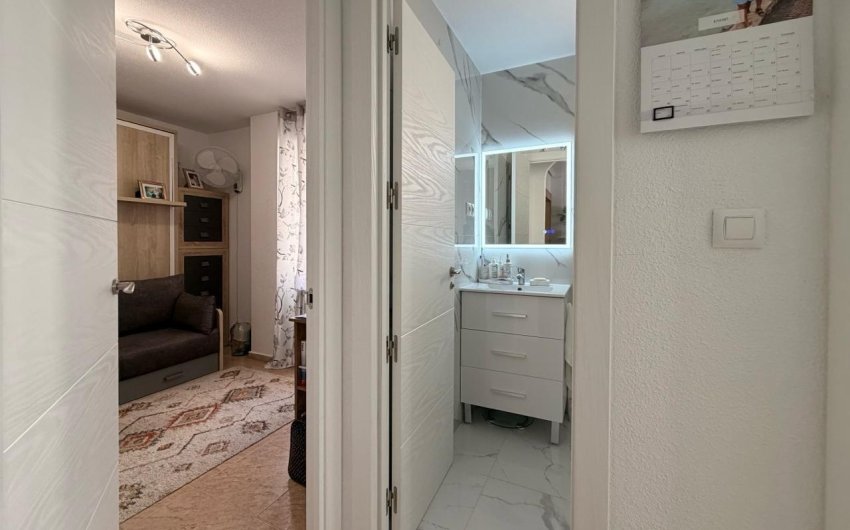 Revente - Apartment -
Torrevieja - Nueva Torrevieja