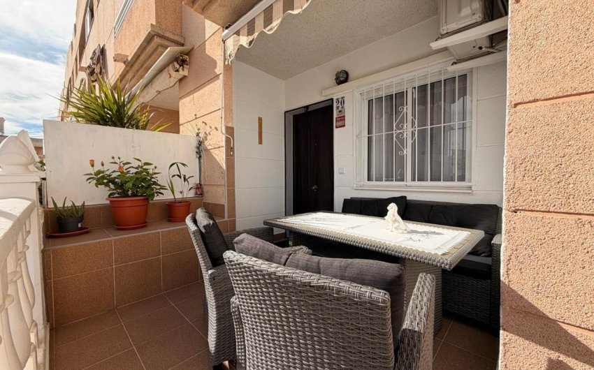Revente - Apartment -
Torrevieja - Nueva Torrevieja