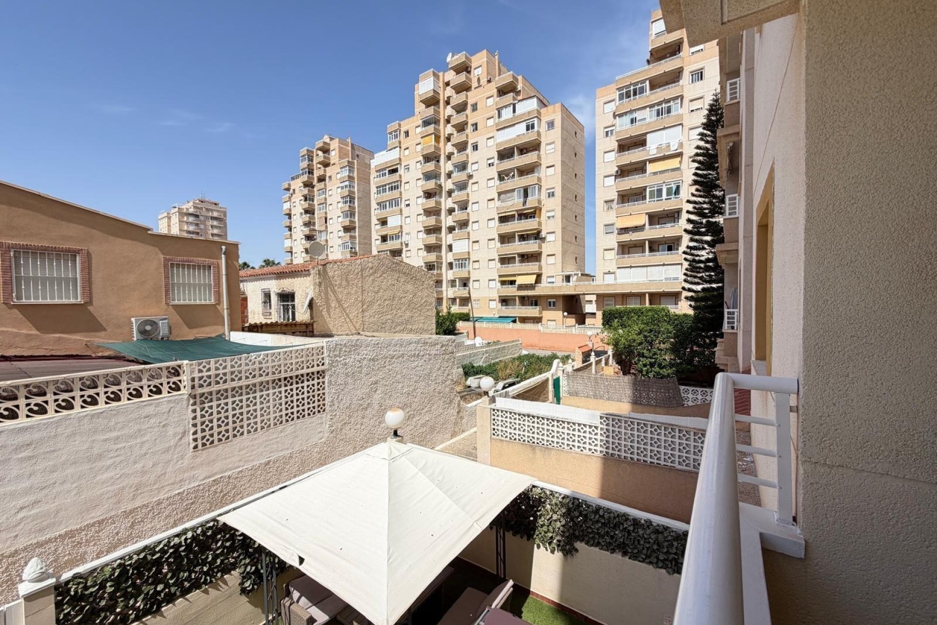 Revente - Apartment -
Torrevieja - Nueva Torrevieja