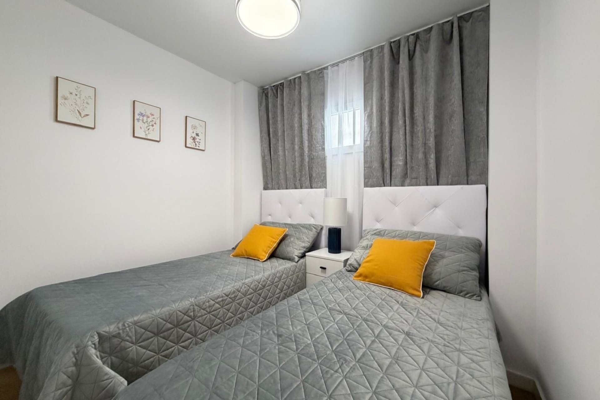 Revente - Apartment -
Torrevieja - Nueva Torrevieja