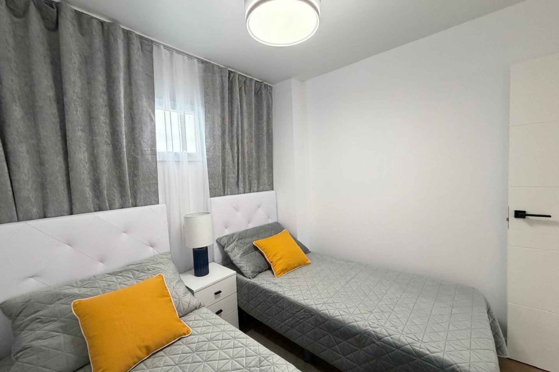Revente - Apartment -
Torrevieja - Nueva Torrevieja