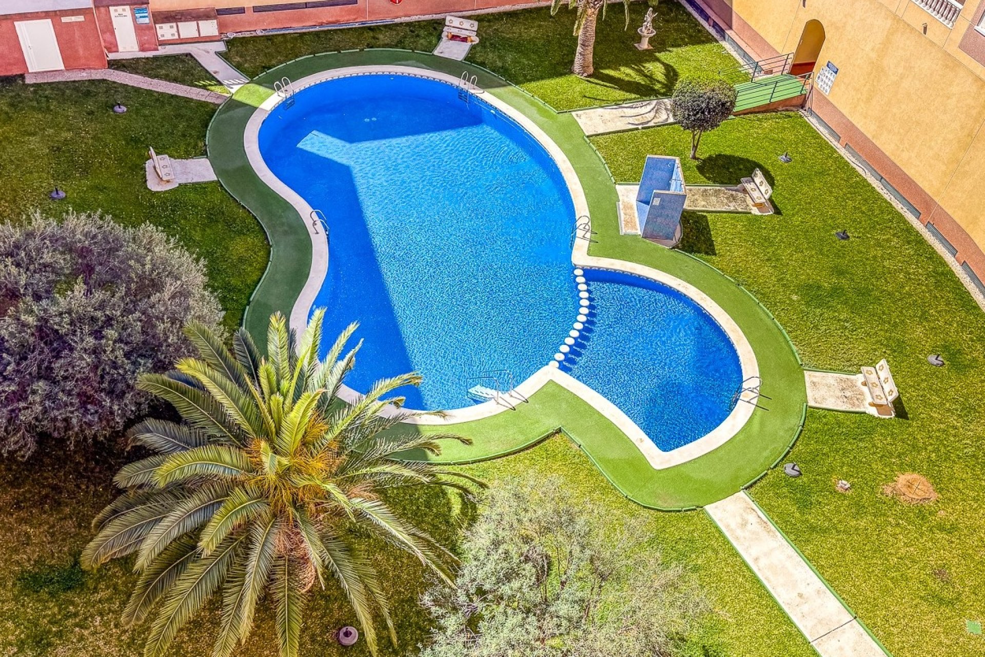 Revente - Apartment -
Torrevieja - Parque de las Naciones