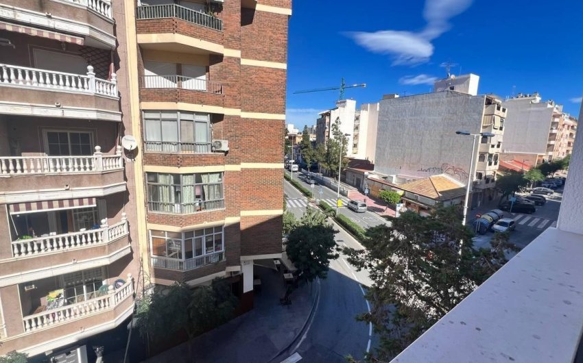 Revente - Apartment -
Torrevieja - PARQUE DE LAS NACIONES