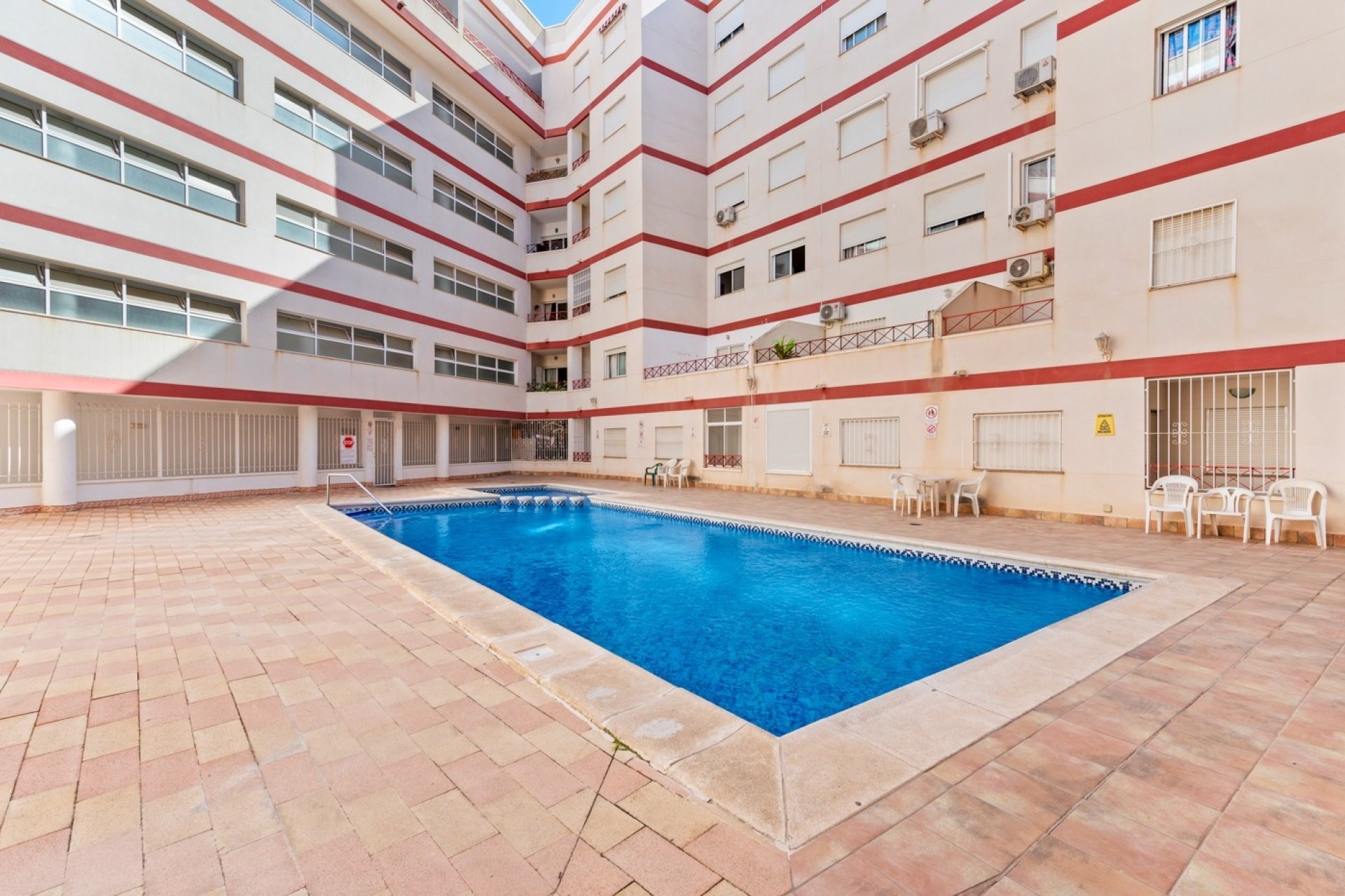 Revente - Apartment -
Torrevieja - Parque de las Naciones