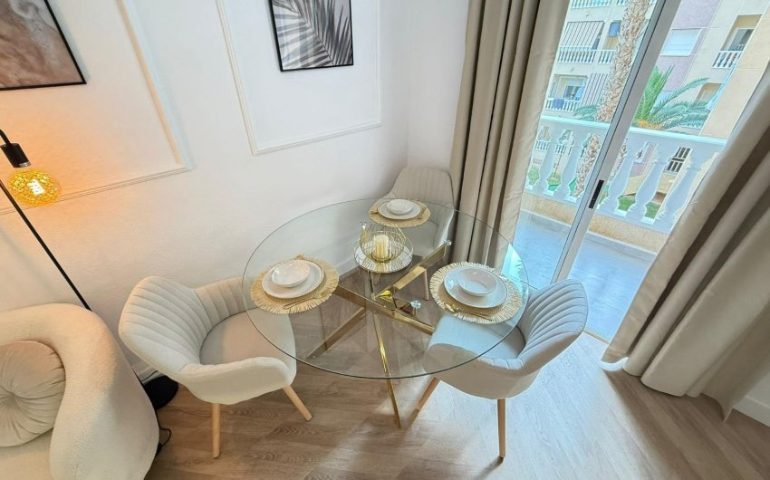 Revente - Apartment -
Torrevieja - PARQUE DE LAS NACIONES