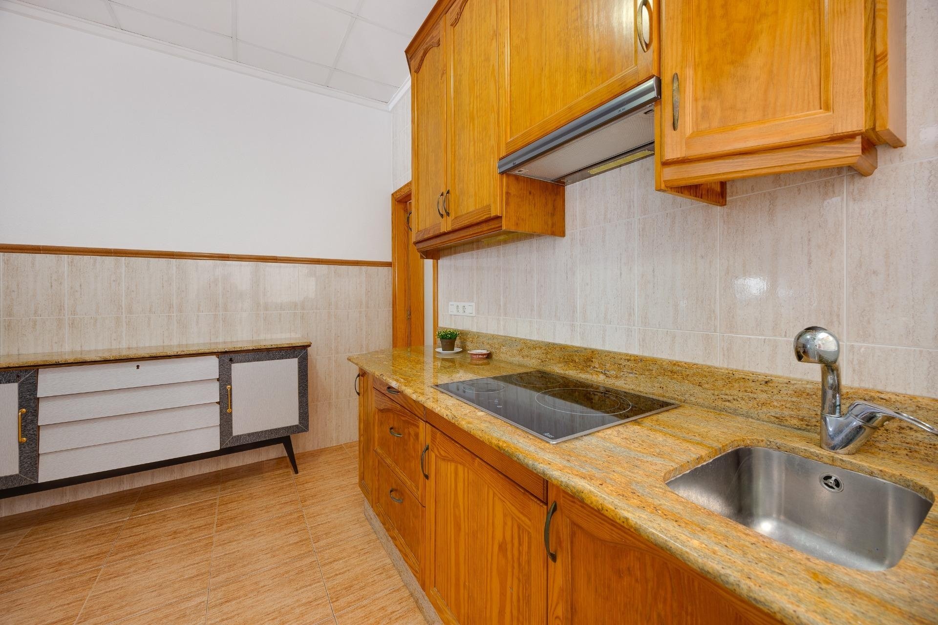 Revente - Apartment -
Torrevieja - Paseo Maritimo