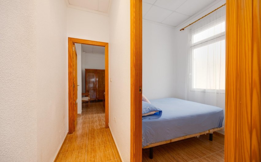 Revente - Apartment -
Torrevieja - Paseo Maritimo