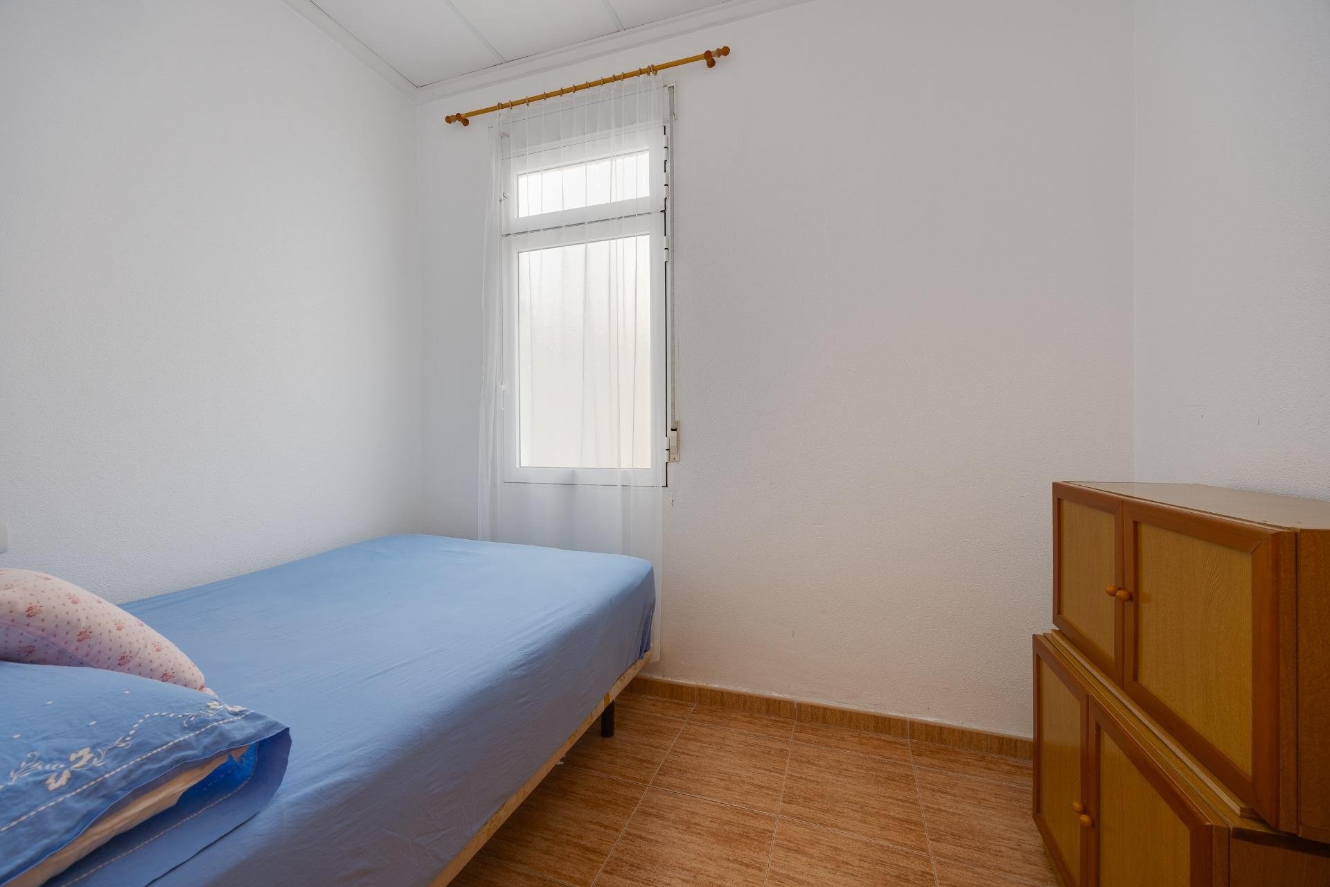 Revente - Apartment -
Torrevieja - Paseo Maritimo