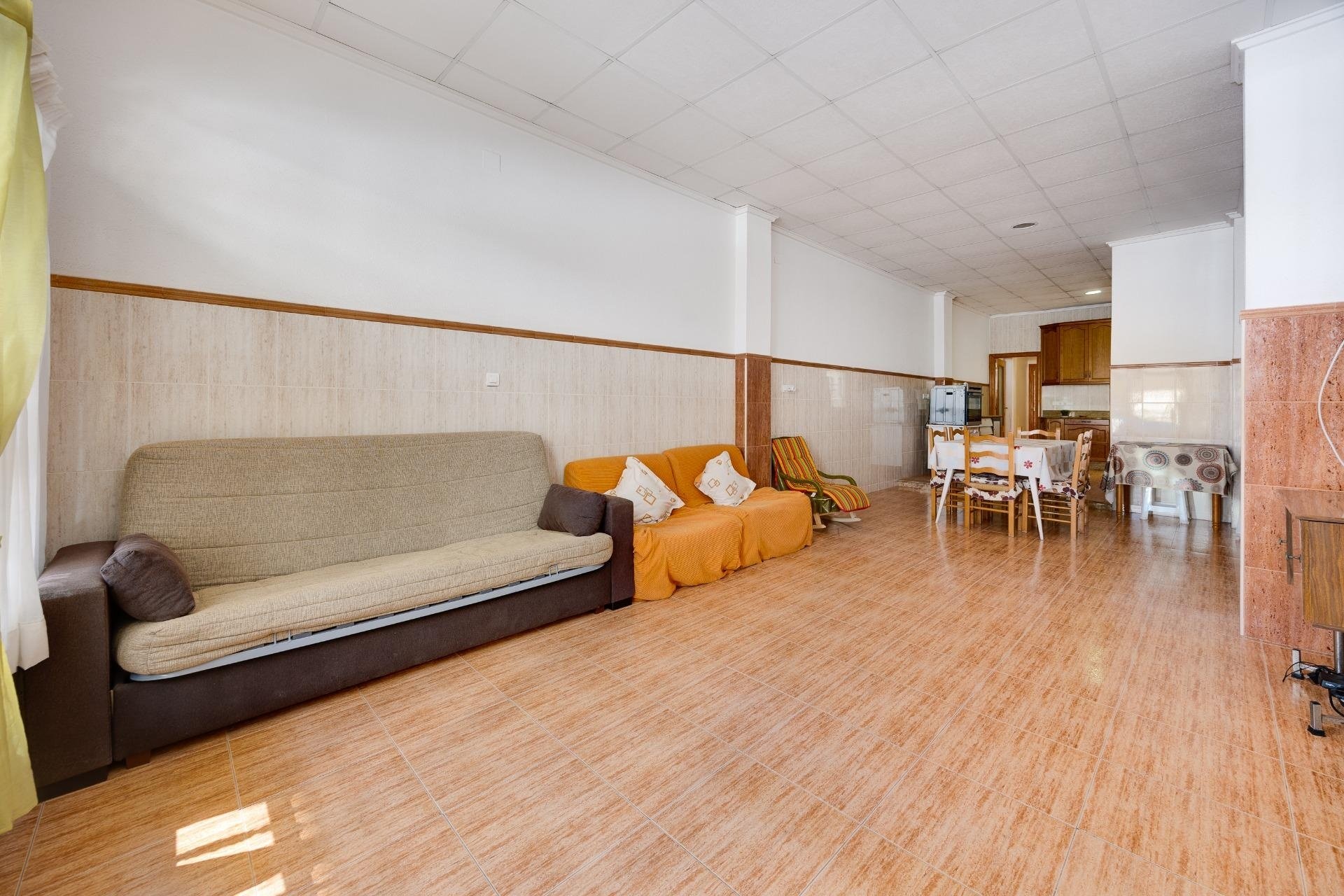 Revente - Apartment -
Torrevieja - Paseo Maritimo