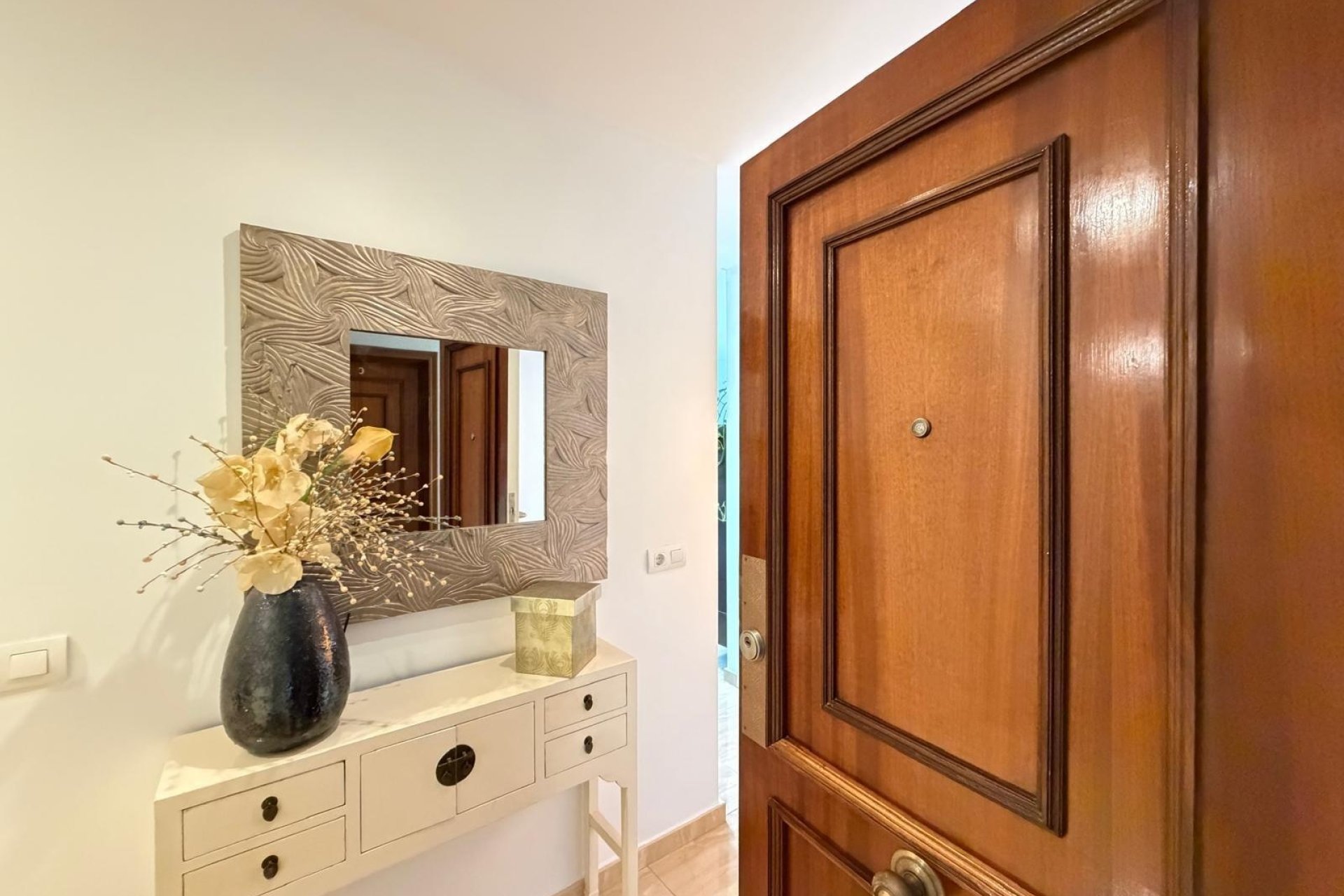 Revente - Apartment -
Torrevieja - Paseo Maritimo