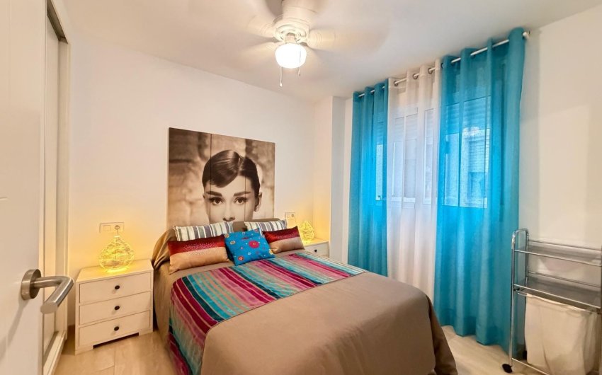 Revente - Apartment -
Torrevieja - Paseo Maritimo