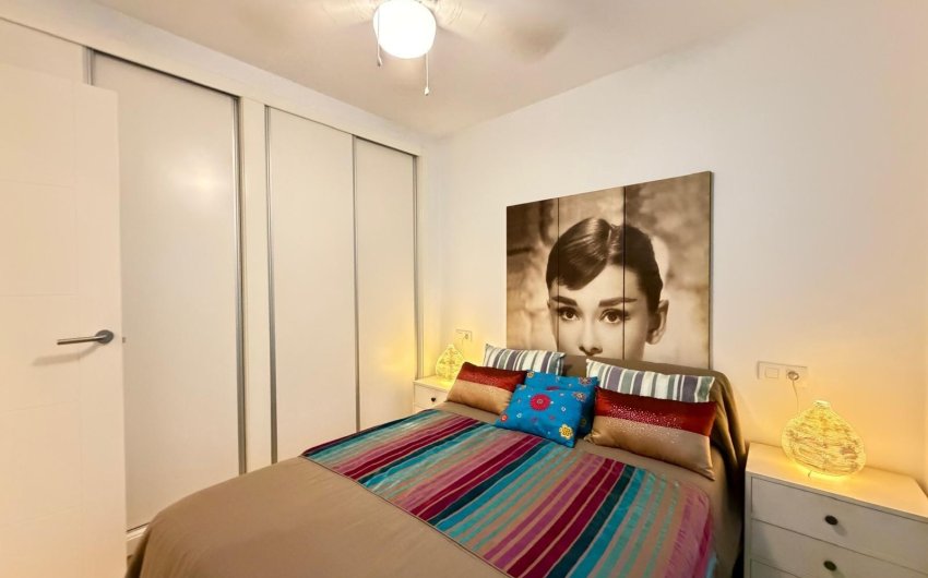 Revente - Apartment -
Torrevieja - Paseo Maritimo