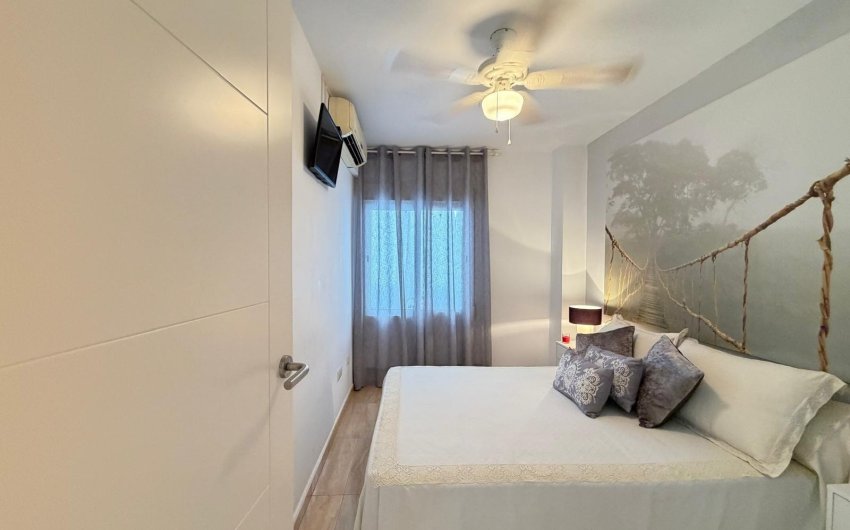 Revente - Apartment -
Torrevieja - Paseo Maritimo