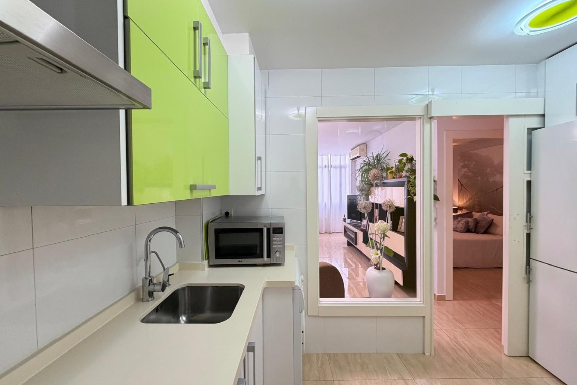 Revente - Apartment -
Torrevieja - Paseo Maritimo