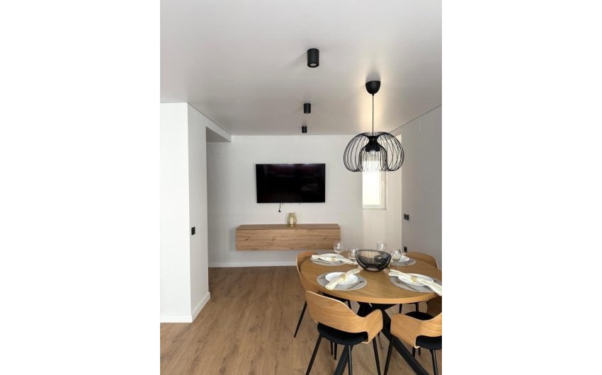 Revente - Apartment -
Torrevieja - Paseo Maritimo