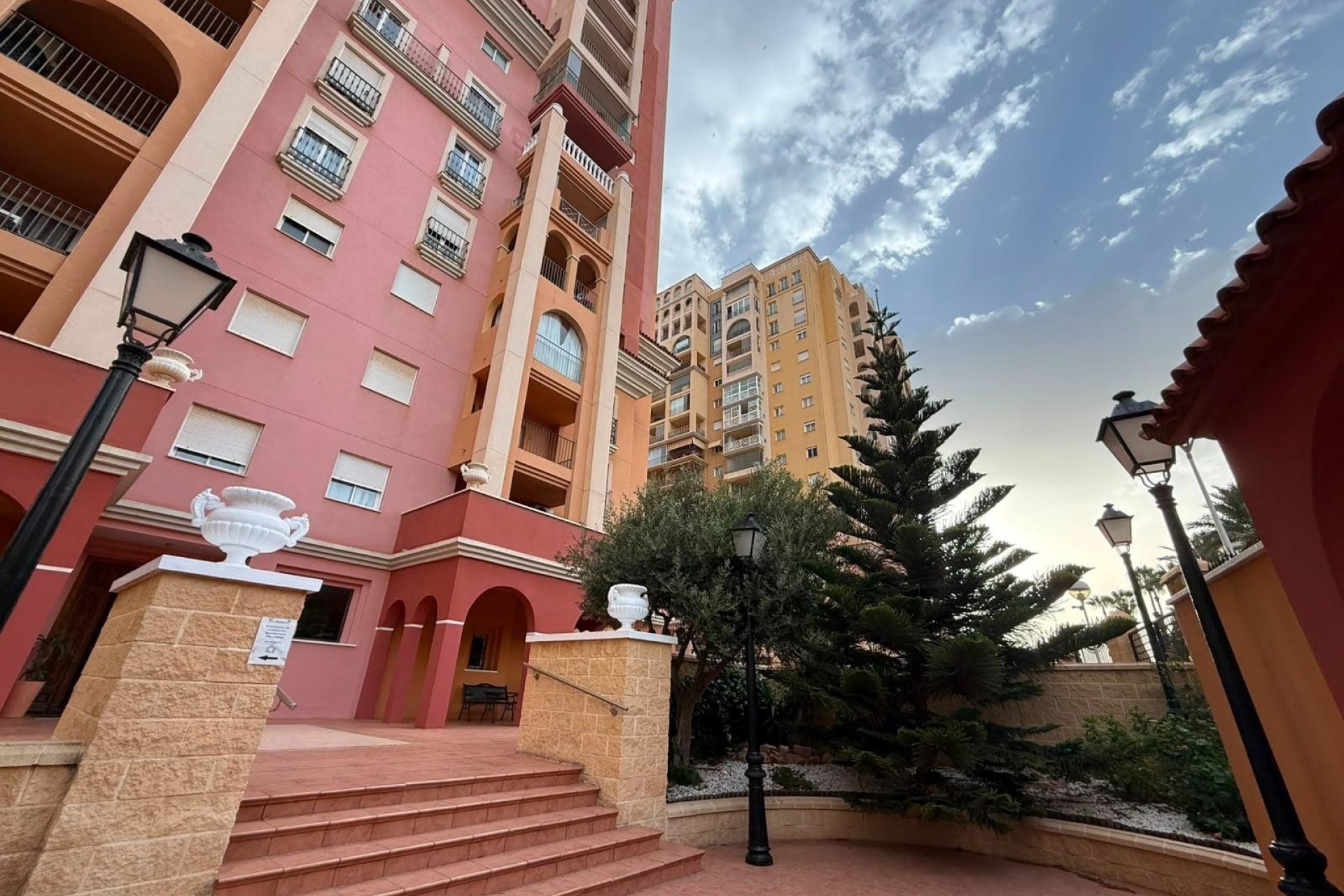 Revente - Apartment -
Torrevieja - Playa de los Locos