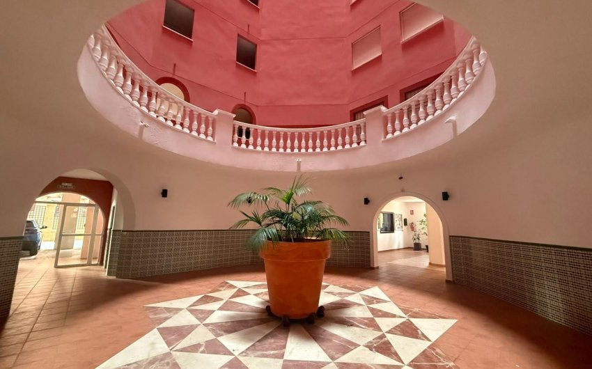 Revente - Apartment -
Torrevieja - Playa de los Locos