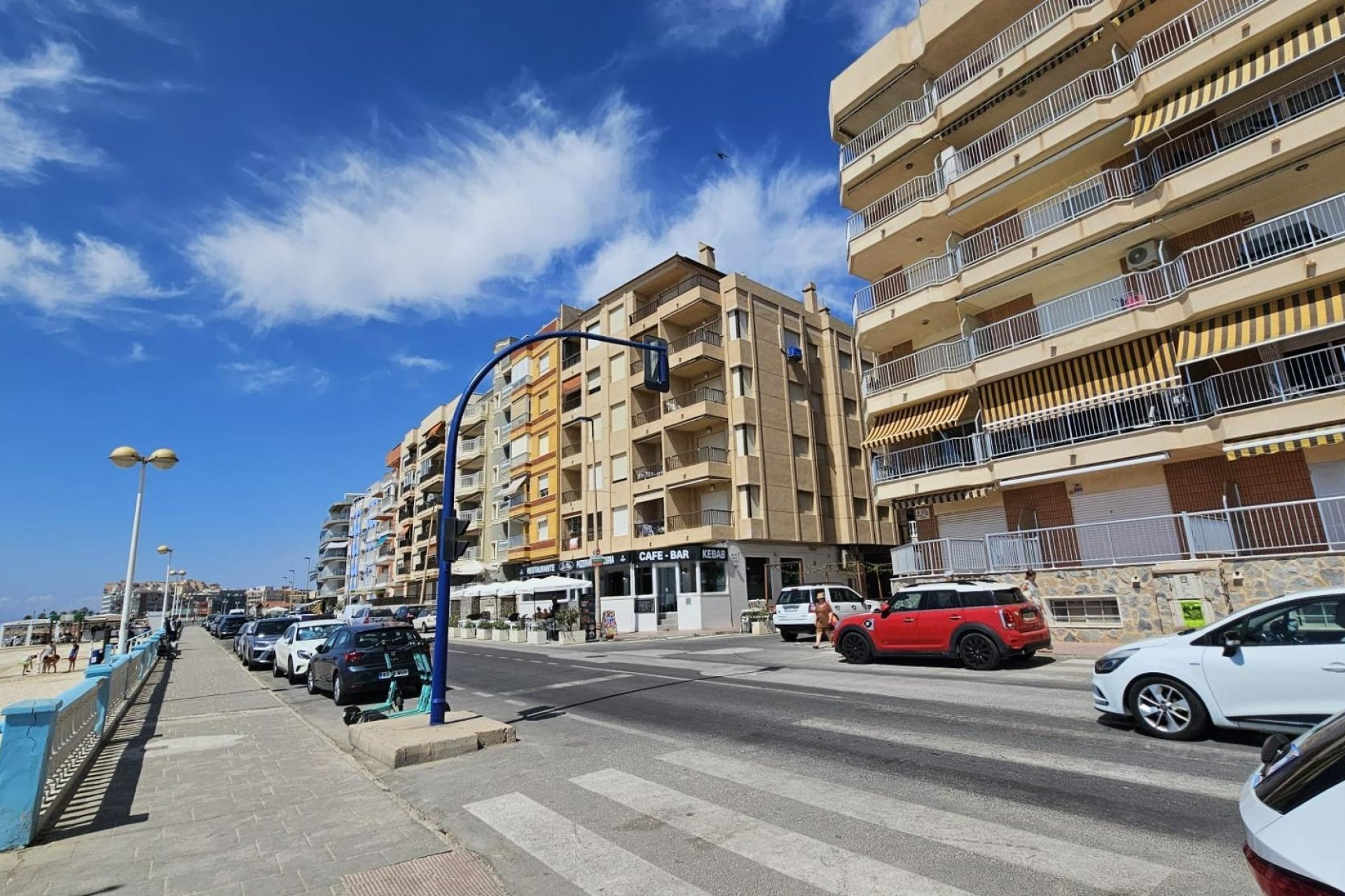 Revente - Apartment -
Torrevieja - Playa de los Locos
