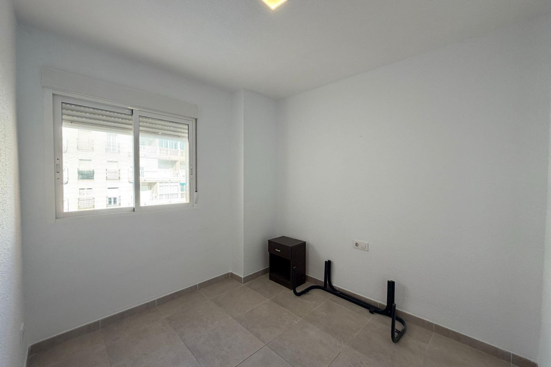 Revente - Apartment -
Torrevieja - Playa de los Locos