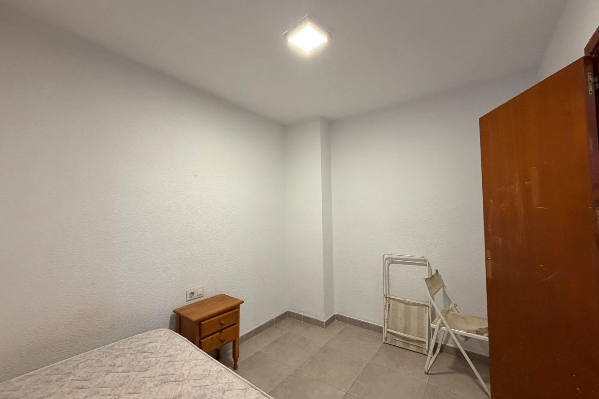 Revente - Apartment -
Torrevieja - Playa de los Locos