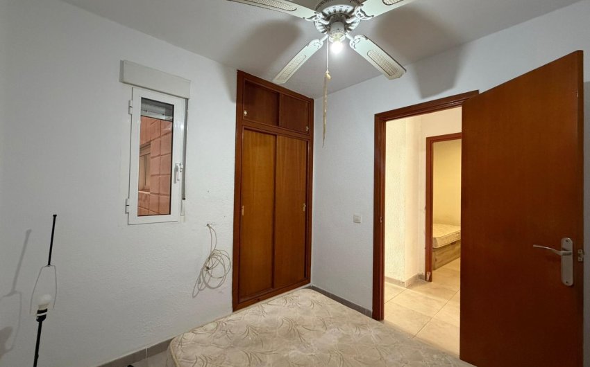 Revente - Apartment -
Torrevieja - Playa de los Locos