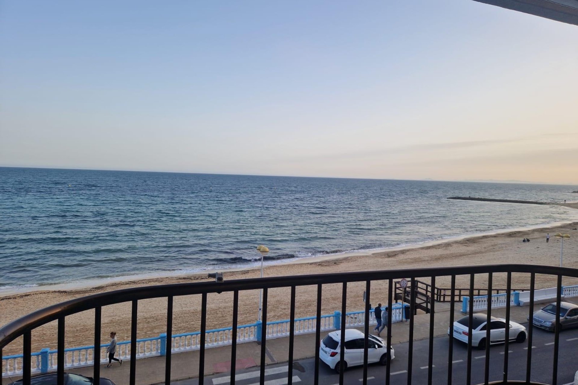 Revente - Apartment -
Torrevieja - Playa de los Locos