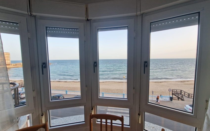 Revente - Apartment -
Torrevieja - Playa de los Locos