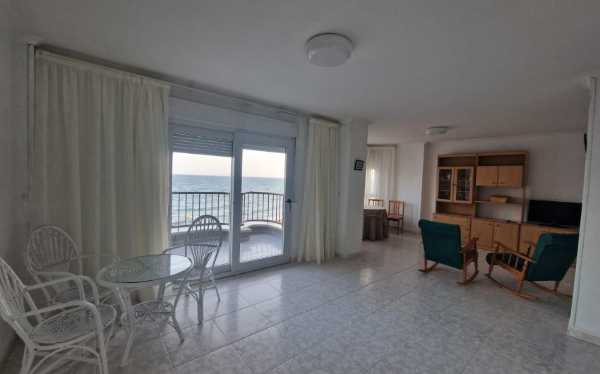 Revente - Apartment -
Torrevieja - Playa de los Locos