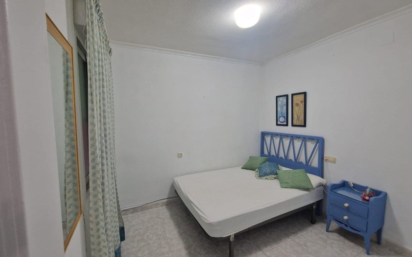 Revente - Apartment -
Torrevieja - Playa de los Locos