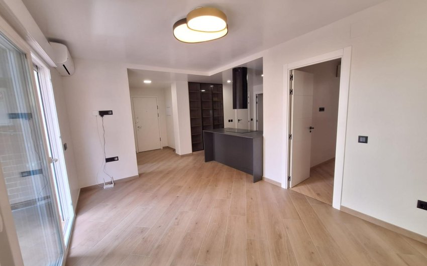 Revente - Apartment -
Torrevieja - Playa de los Locos