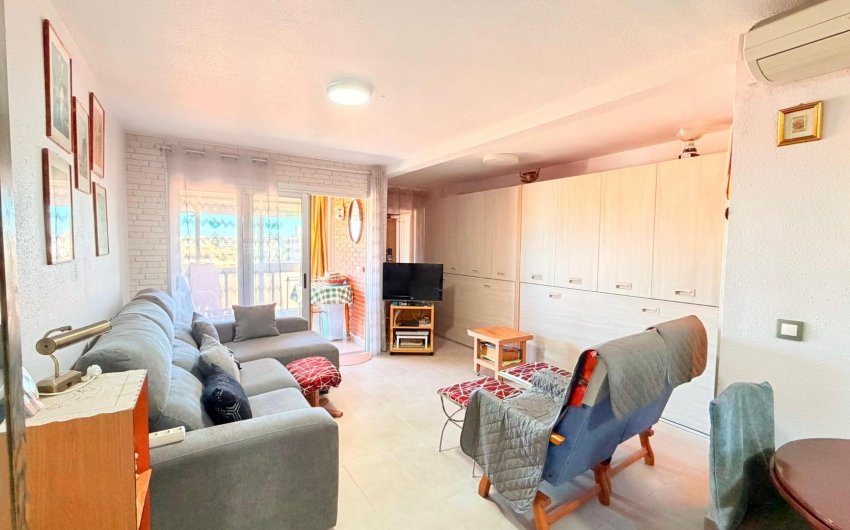 Revente - Apartment -
Torrevieja - Playa De Los Naufragos