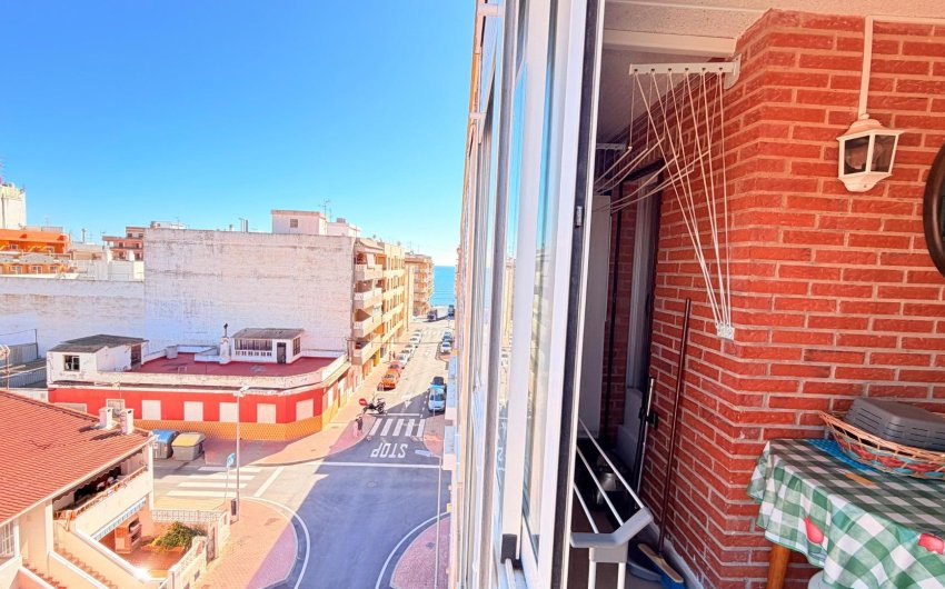 Revente - Apartment -
Torrevieja - Playa De Los Naufragos
