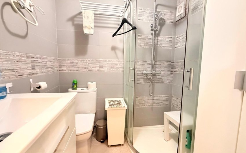 Revente - Apartment -
Torrevieja - Playa De Los Naufragos